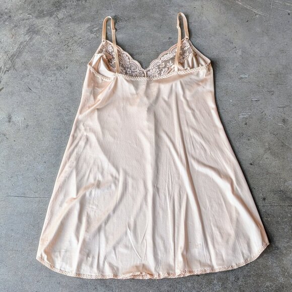 Vintage Chantilly Maidenform Beige Lace Satin Chemise Slip Nightie - Picture 9 of 9
